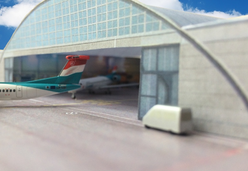 hangar2.jpg